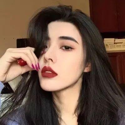 你口袋里有把枪吗？